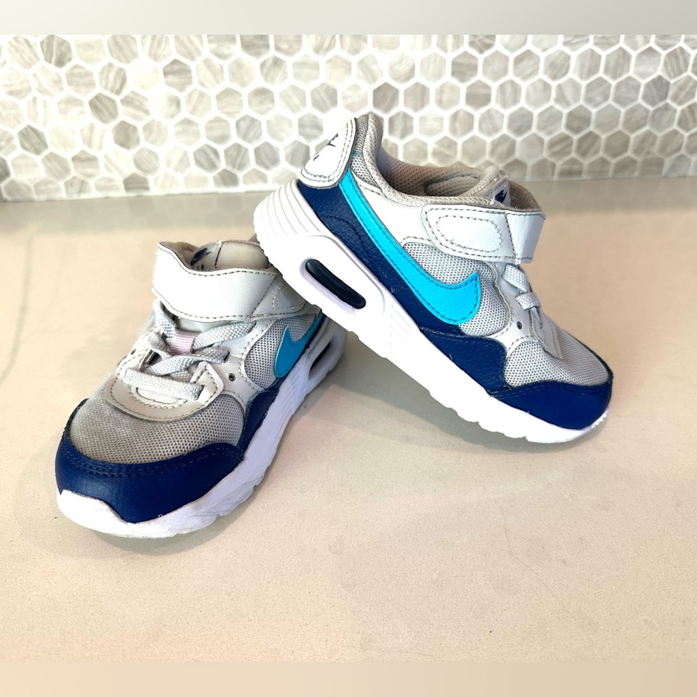 Nike sneaker. Boy size 9c. Blue and White Sneakers